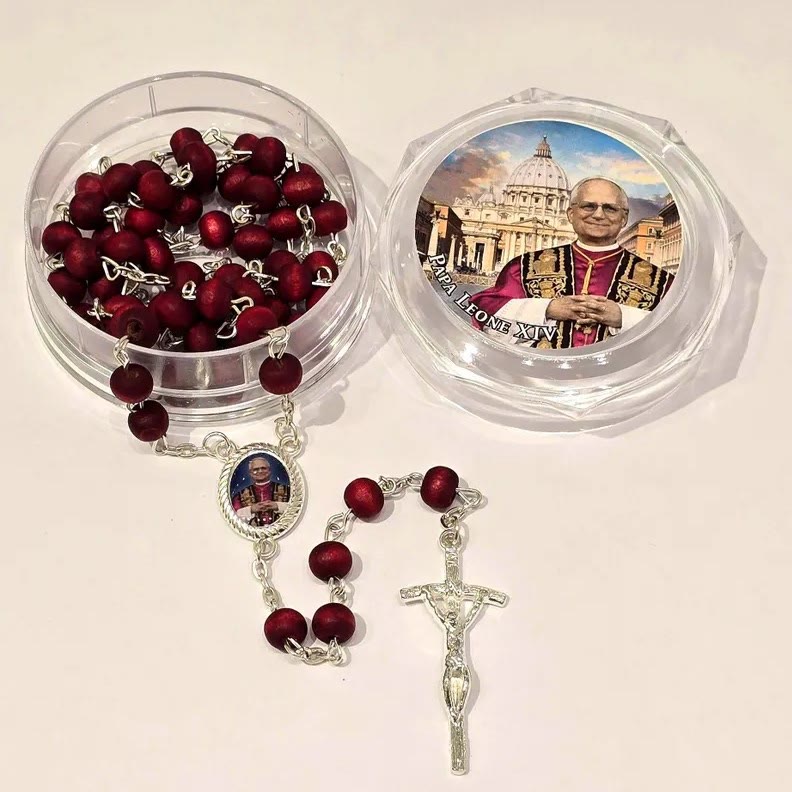 Pope Leo XIV Red Wood Beads Rosary Commemorating: A Spiritual Treasure