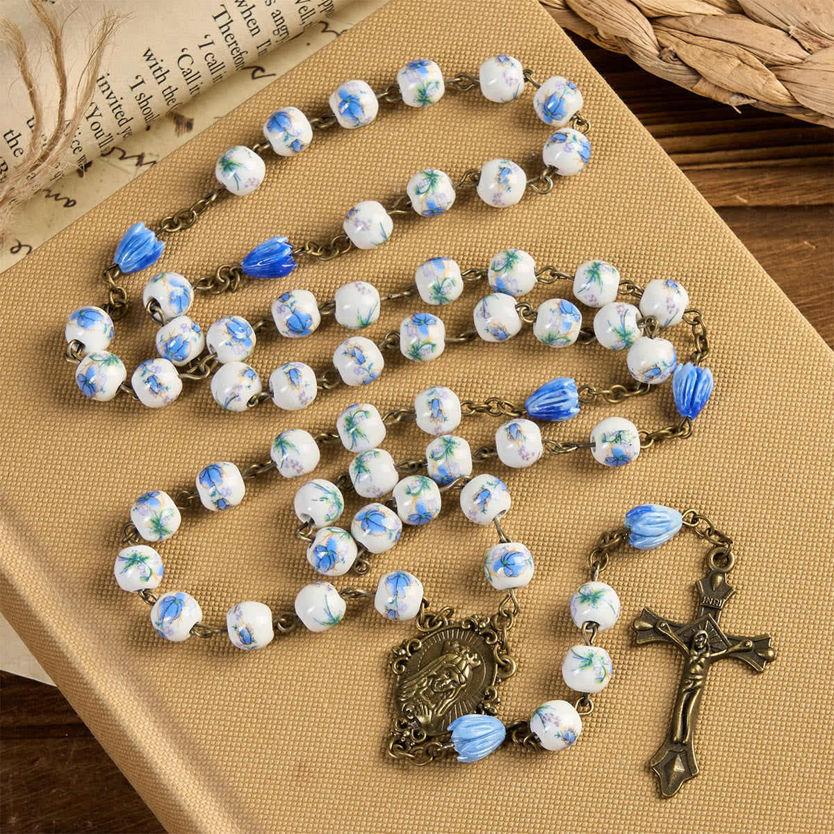 Immaculate Heart of Mary & Crucifix of 8 mm Round Floral Acrylic Alloy Chain Rosary