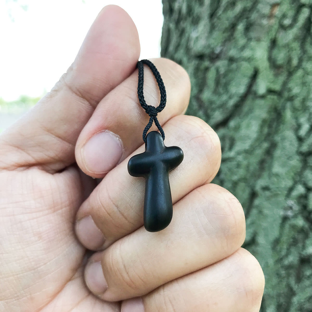 Ebony Cross Pendant: Natural Material & Faith Symbol for Spiritual Bond