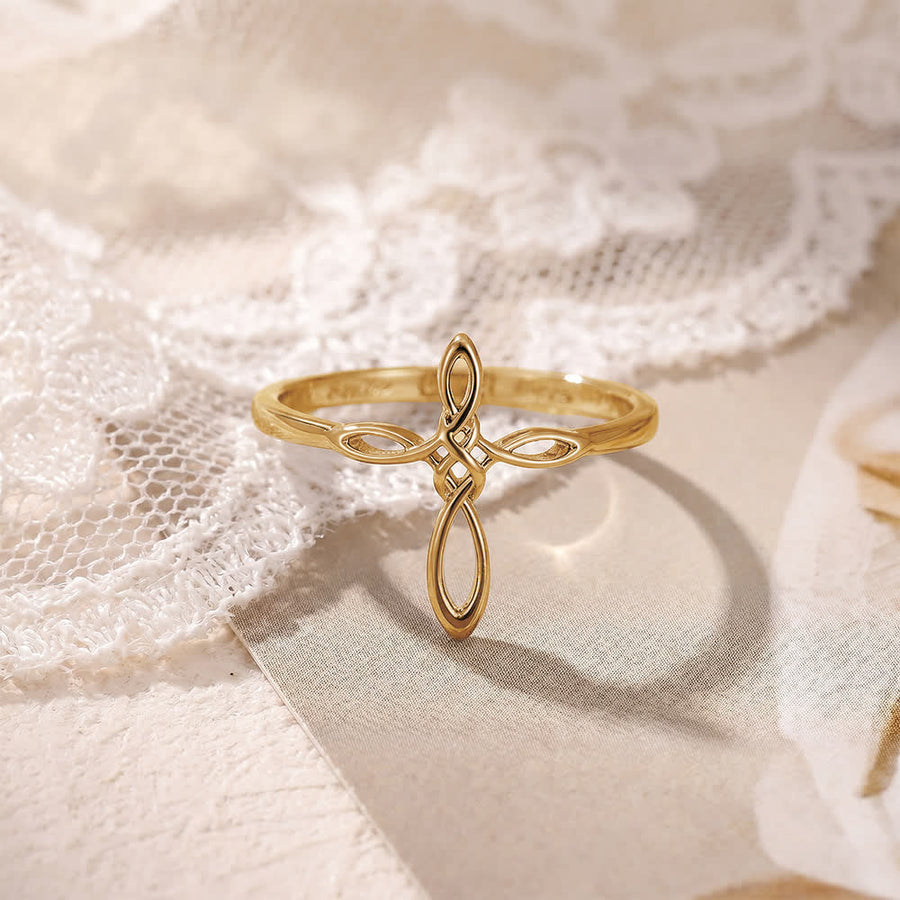 Celtic Knot Cross Devotional Ring: Emblem of Eternal Faith & Divine Connection